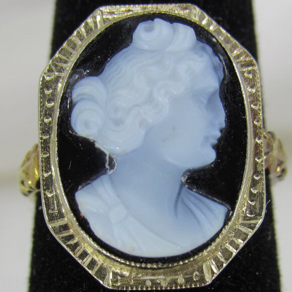 Vintage 14k Yellow Gold Carved Black Onyx Victorian Cameo Ring sz 5